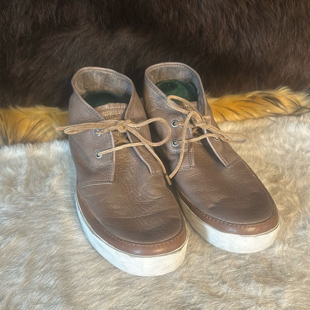 Frye shoes 10.5 (5500)